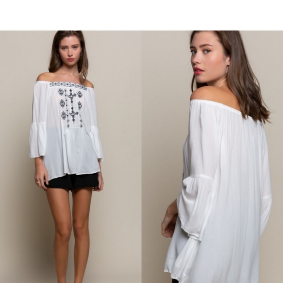 POL Embroidered Off-Shoulder Top - Picture 4 of 4